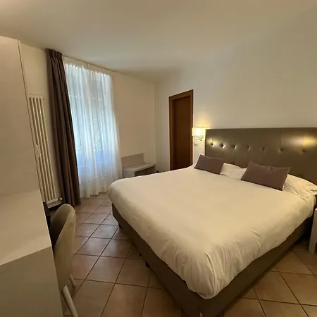 Hotel Franzone 2*