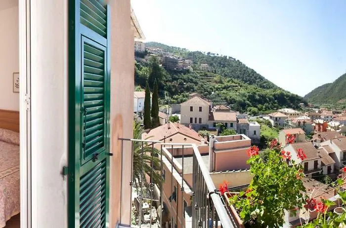 Franzone Hotel 2*