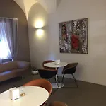 Franzone Otel