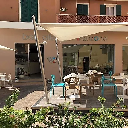 Franzone Hotel