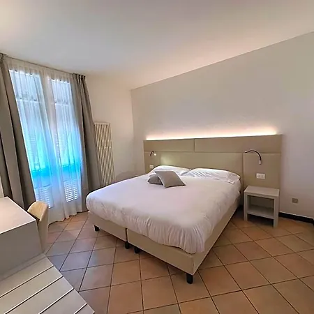 Hotel Franzone 2*