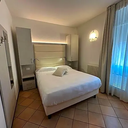 Hotel Franzone 2*
